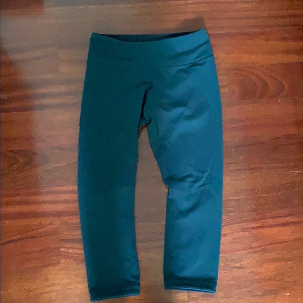 REVERSIBLE Wunder Under Cropped